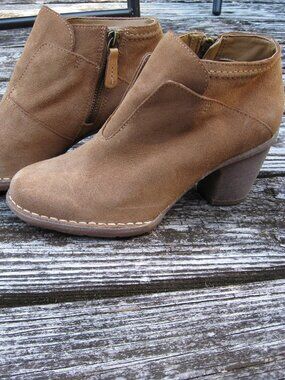 Clarks suede ankle boots
